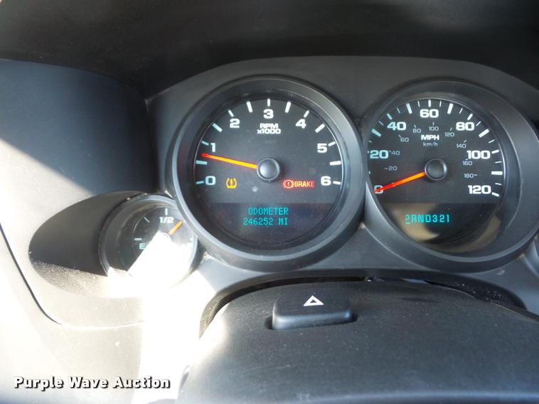 image for item L4681 2008 Chevrolet Silverado 1500 Ext. Cab pickup truck