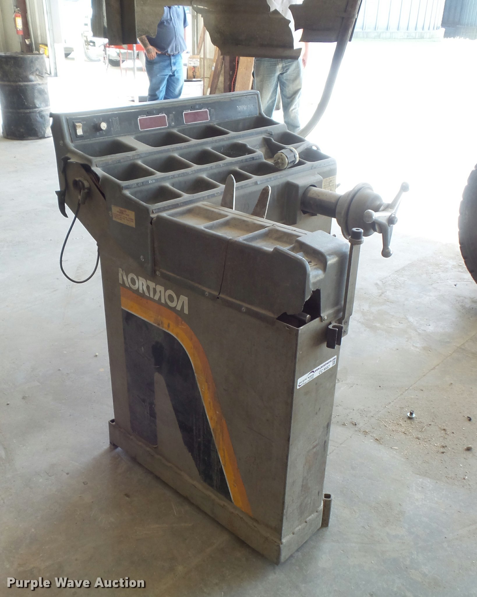 Norton 7300 tire balancer in Carlyle, IL Item CC9557 sold Purple Wave