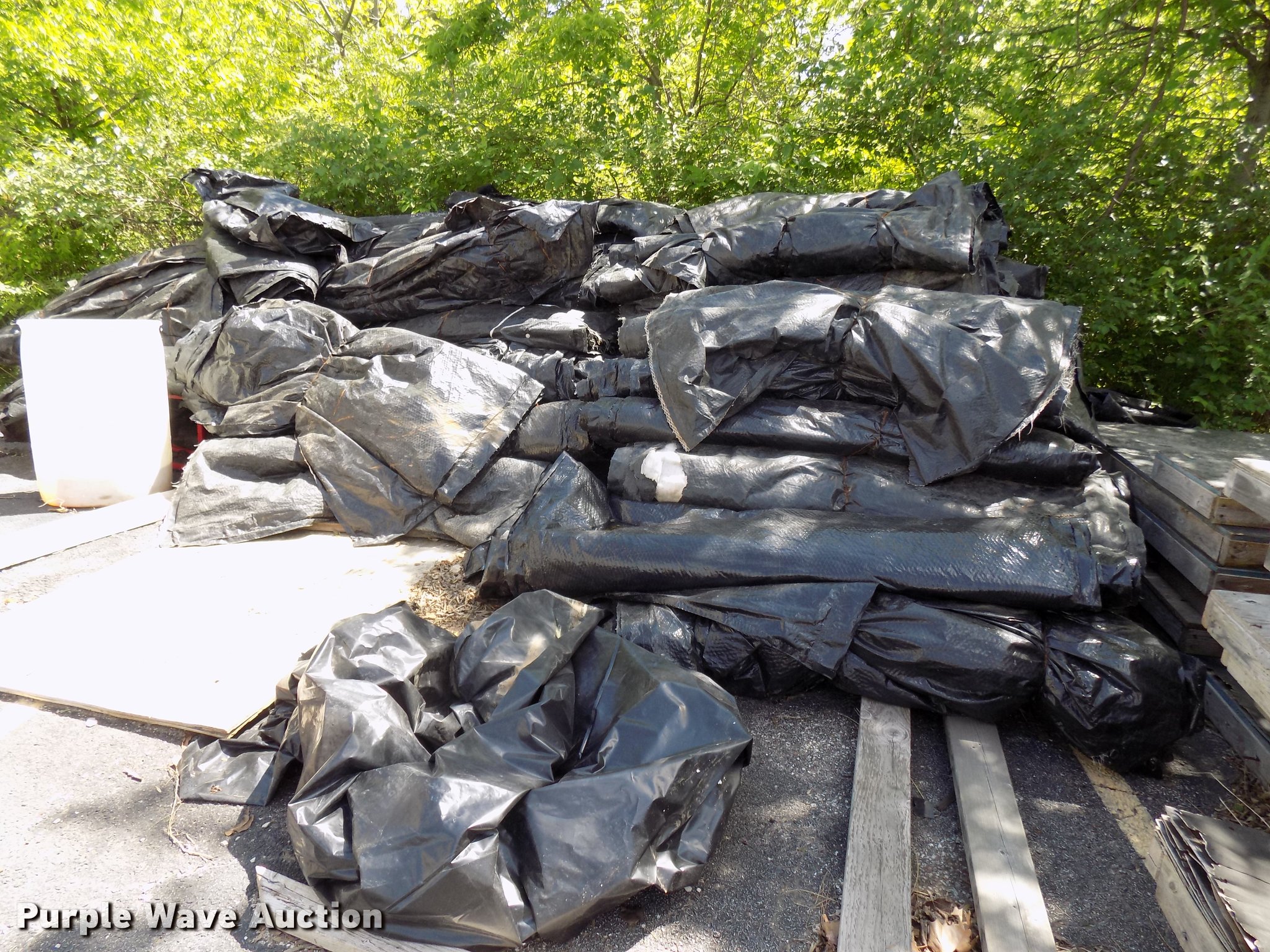 Approximately 75 concrete blankets in Tulsa, OK Item DJ9852 sold