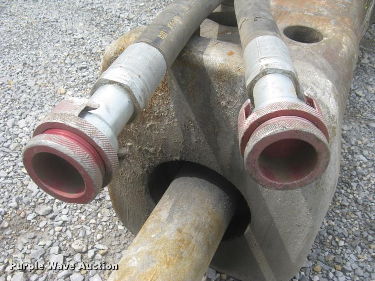 image for item BP9503 Caterpillar H120CS roll-out hydraulic hammer