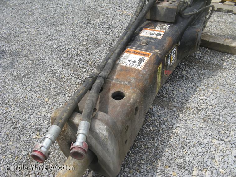 image for item BP9503 Caterpillar H120CS roll-out hydraulic hammer