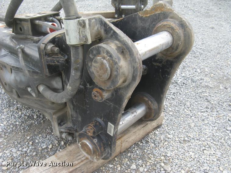 image for item BP9503 Caterpillar H120CS roll-out hydraulic hammer