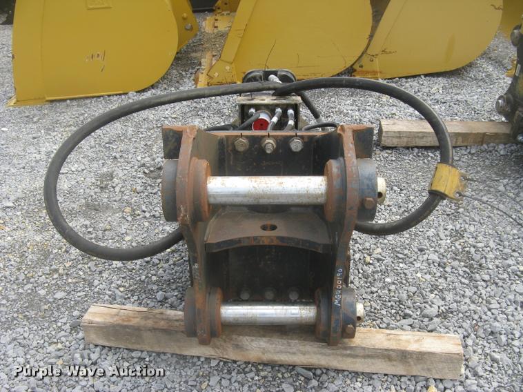 image for item BP9504 Caterpillar H115 S roll-out hydraulic hammer