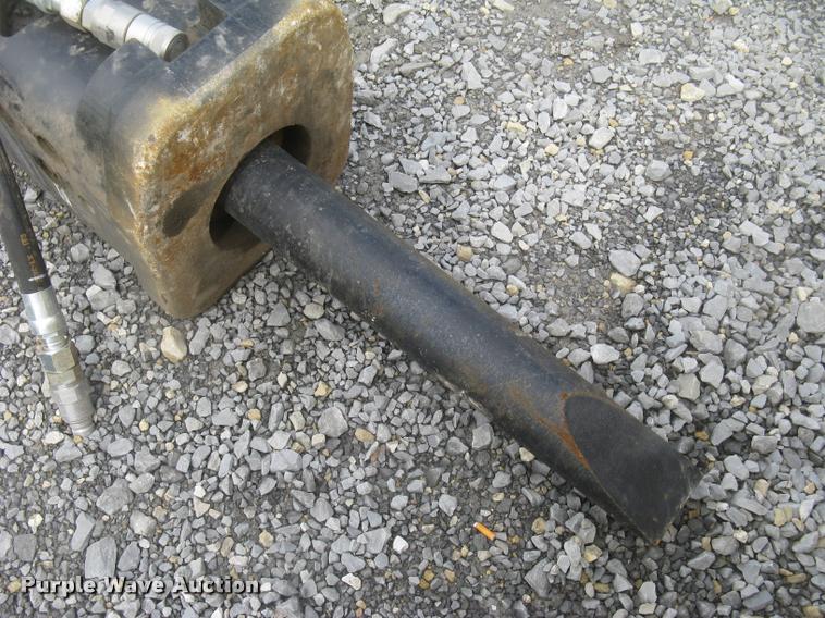 image for item BP9504 Caterpillar H115 S roll-out hydraulic hammer