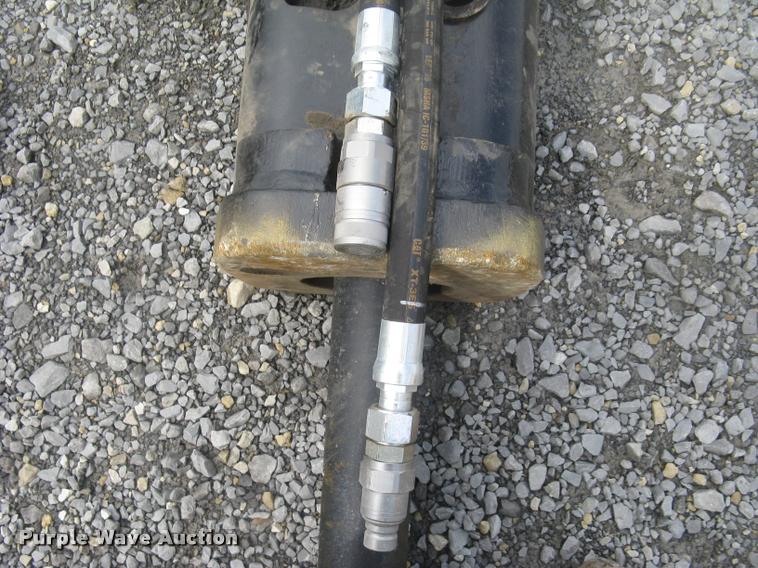 image for item BP9504 Caterpillar H115 S roll-out hydraulic hammer