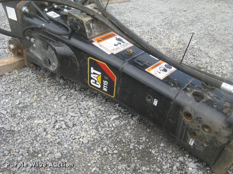 image for item BP9504 Caterpillar H115 S roll-out hydraulic hammer