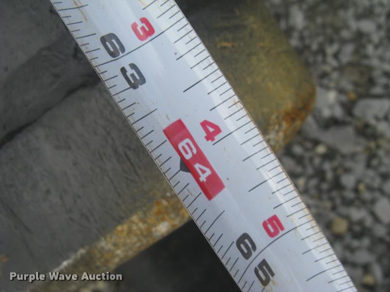 image for item BP9504 Caterpillar H115 S roll-out hydraulic hammer