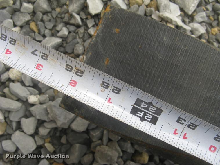 image for item BP9504 Caterpillar H115 S roll-out hydraulic hammer