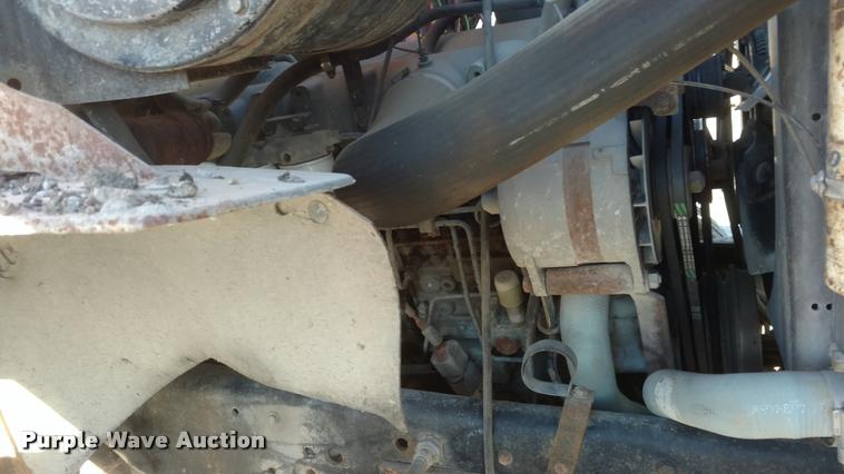 image for item BU9908 1989 Ford L8000 dump truck