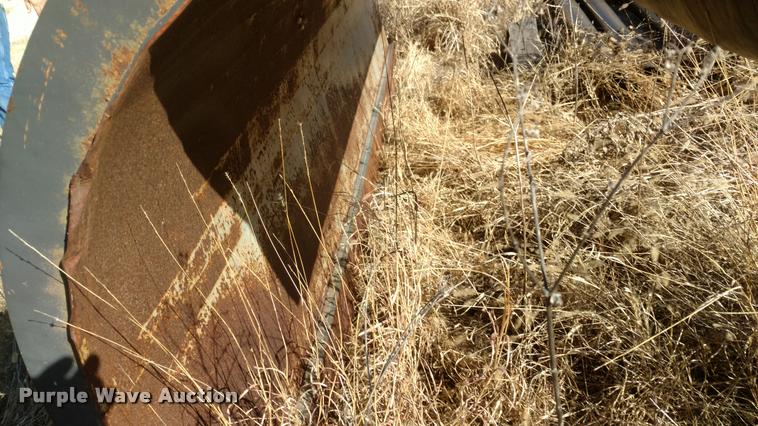 image for item BU9908 1989 Ford L8000 dump truck