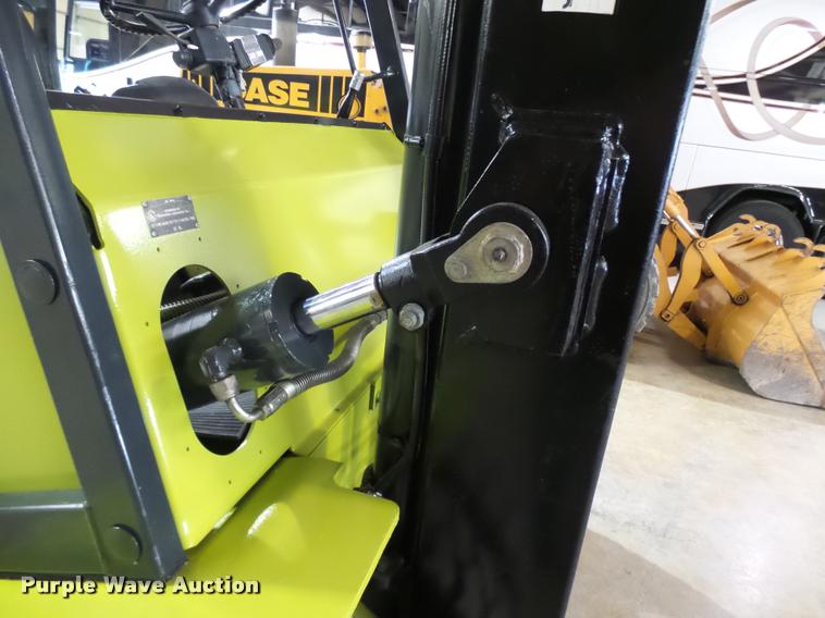 image for item CC9170 2001 Clark CMP70D forklift