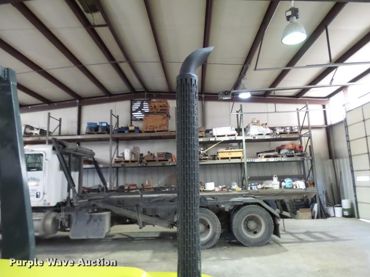 image for item CC9170 2001 Clark CMP70D forklift