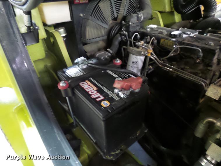 image for item CC9170 2001 Clark CMP70D forklift