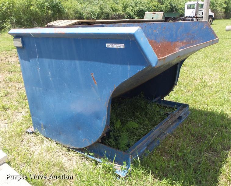 image for item CC9561 Galbreath H200 dumpster