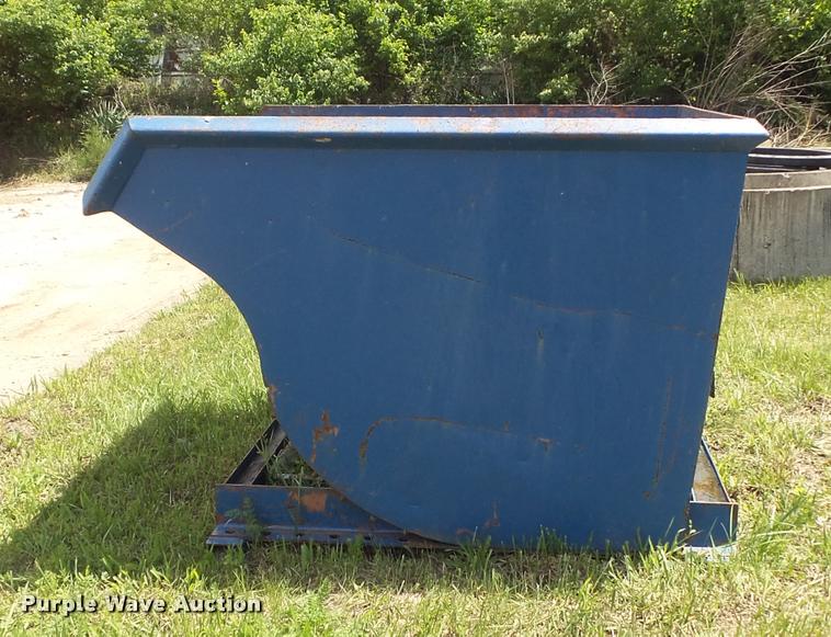 image for item CC9561 Galbreath H200 dumpster