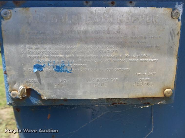 image for item CC9561 Galbreath H200 dumpster