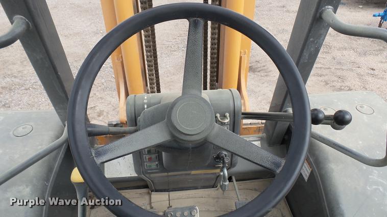 image for item DA0488 2007 Case 588G forklift