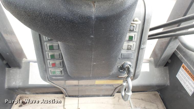 image for item DA0488 2007 Case 588G forklift