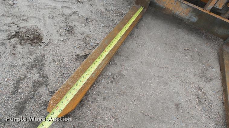 image for item DA0488 2007 Case 588G forklift