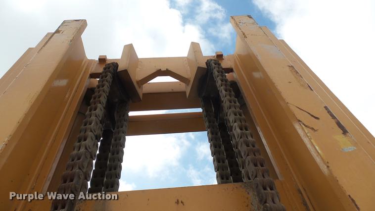 image for item DA0488 2007 Case 588G forklift