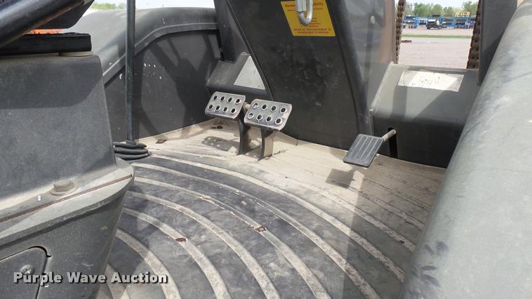 image for item DA0488 2007 Case 588G forklift