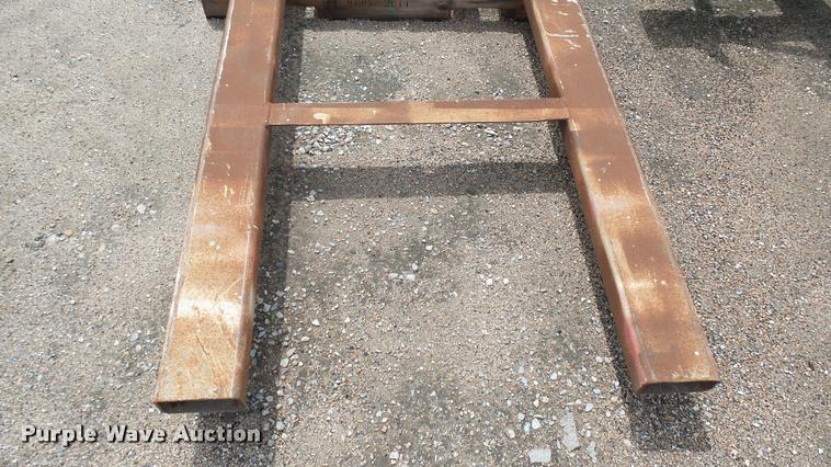 image for item DA0488 2007 Case 588G forklift