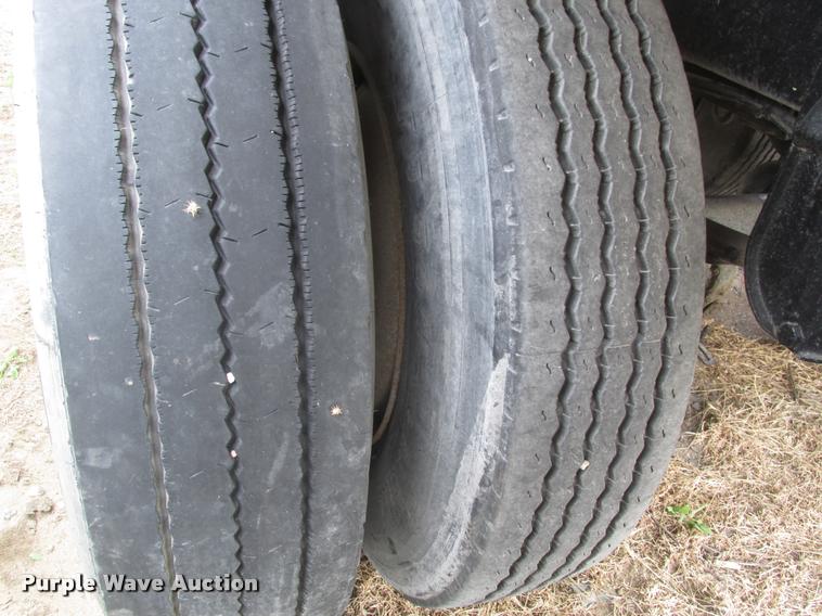 image for item DA0676 1992 Timpte end dump pup trailer