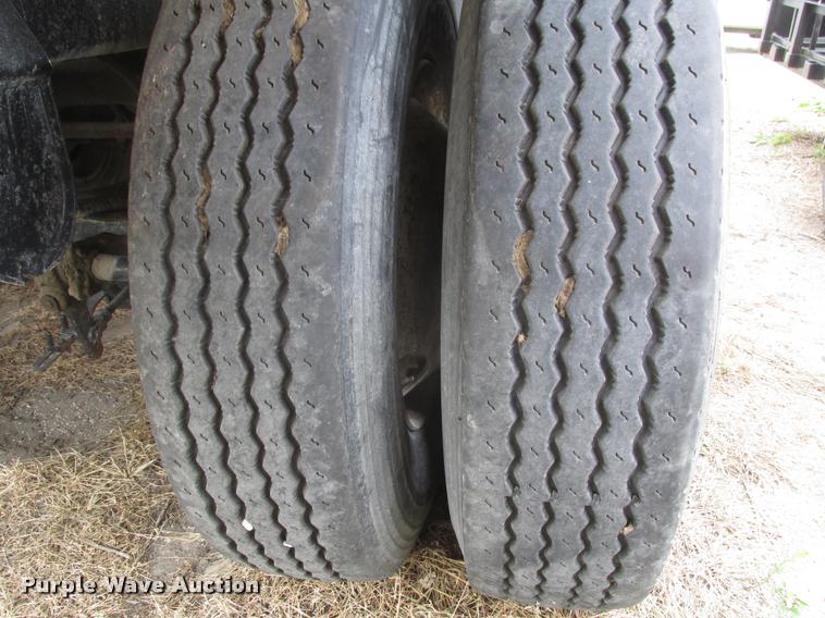 image for item DA0676 1992 Timpte end dump pup trailer