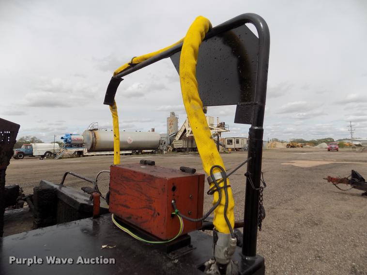 image for item DA0688 1998 Cimline 105DMA melter applicator