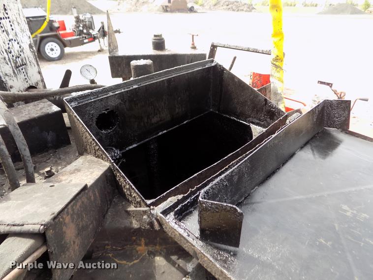 image for item DA0689 2005 Cimline 110DMA melter applicator