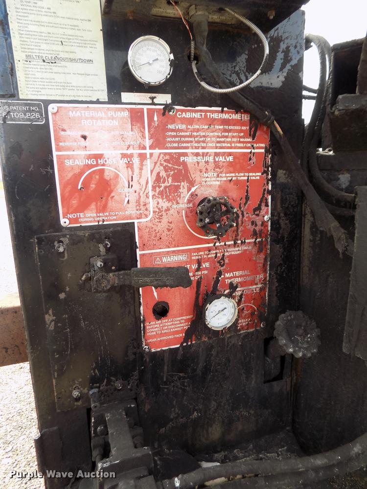 image for item DA0689 2005 Cimline 110DMA melter applicator