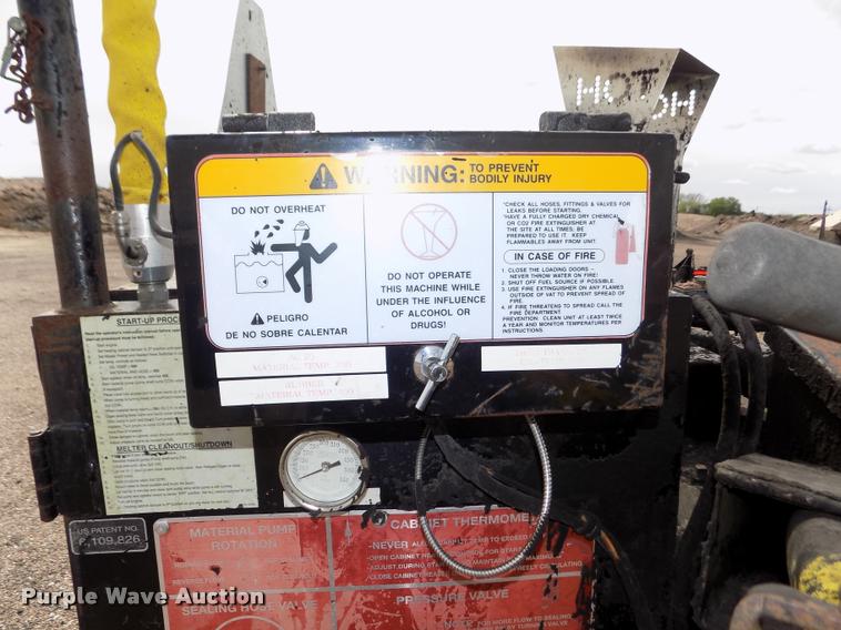 image for item DA0689 2005 Cimline 110DMA melter applicator