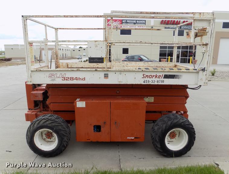 image for item DA0690 Snorkel SLH3284HD scissor lift
