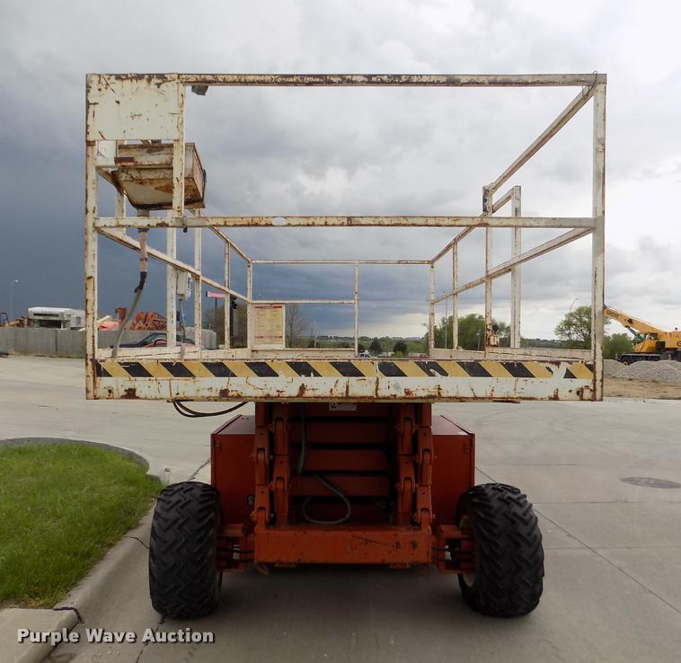 image for item DA0690 Snorkel SLH3284HD scissor lift