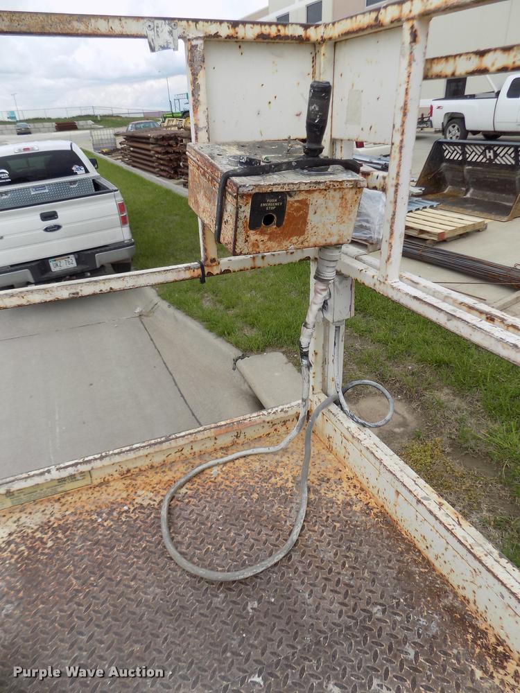 image for item DA0690 Snorkel SLH3284HD scissor lift