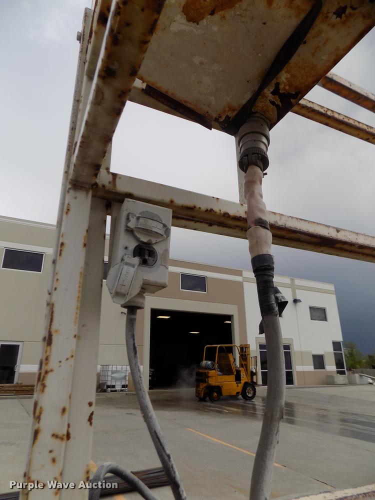 image for item DA0690 Snorkel SLH3284HD scissor lift