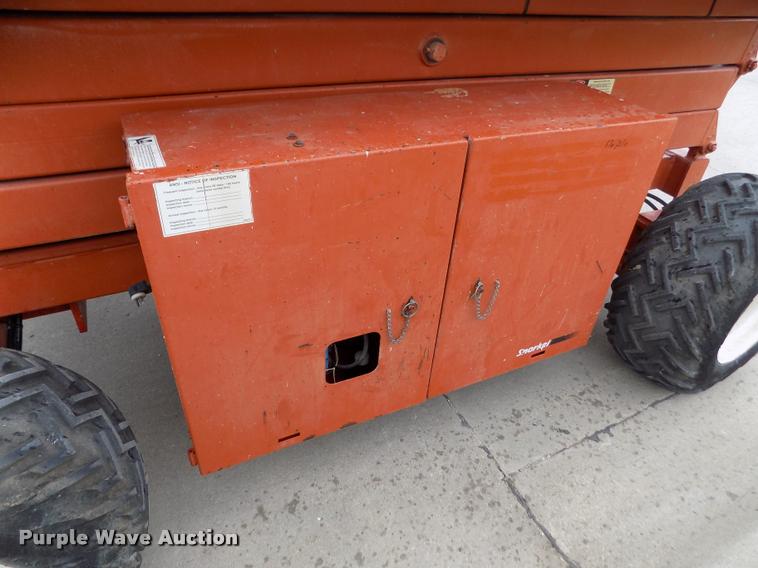 image for item DA0690 Snorkel SLH3284HD scissor lift