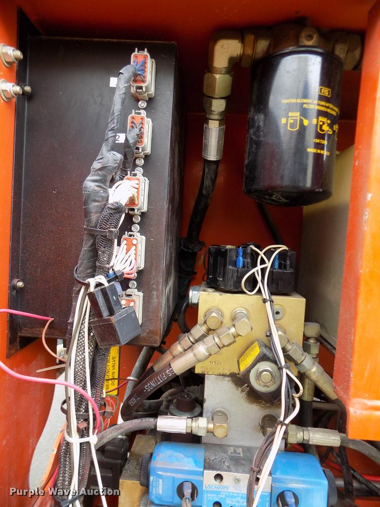 image for item DA0690 Snorkel SLH3284HD scissor lift