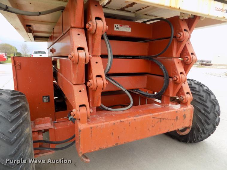 image for item DA0690 Snorkel SLH3284HD scissor lift
