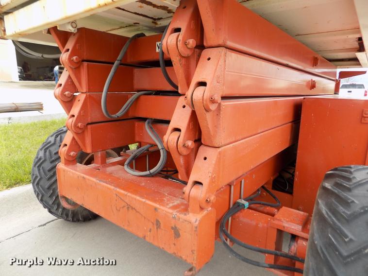 image for item DA0690 Snorkel SLH3284HD scissor lift