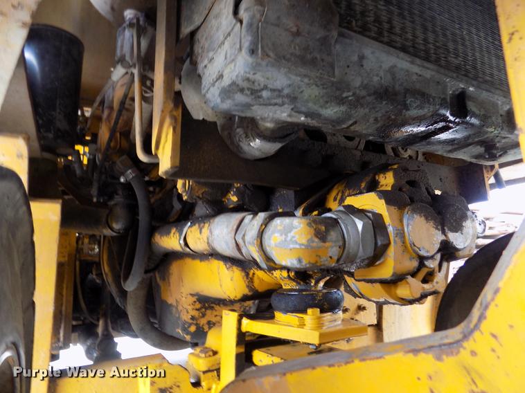 image for item DA0693 Caterpillar V60B forklift