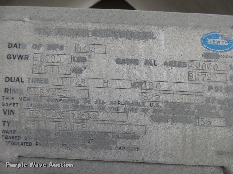 image for item DA2660 2006 Heil dry bulk tank trailer