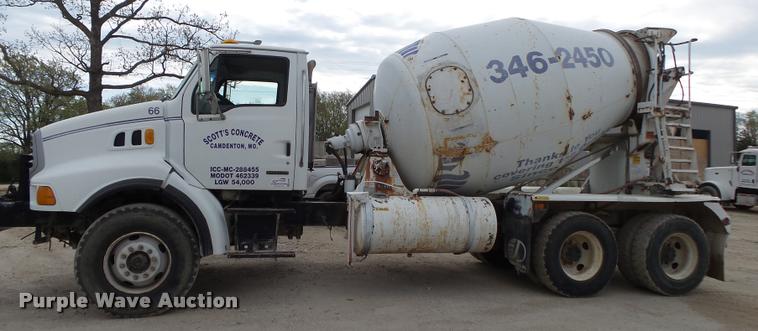 image for item DA2662 2004 Sterling LT8500 ready mix truck