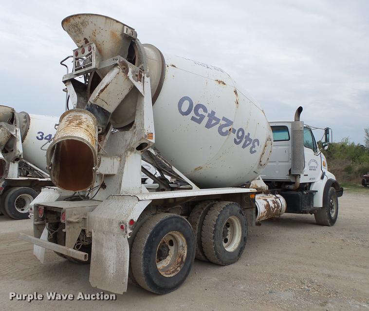 image for item DA2662 2004 Sterling LT8500 ready mix truck