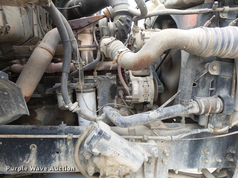 image for item DA2662 2004 Sterling LT8500 ready mix truck