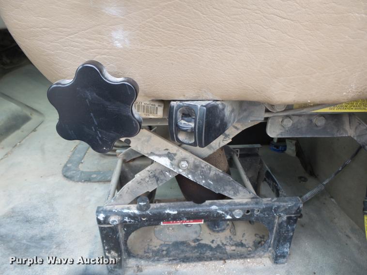 image for item DA2662 2004 Sterling LT8500 ready mix truck