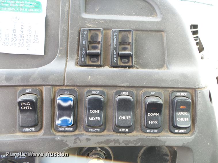 image for item DA2662 2004 Sterling LT8500 ready mix truck