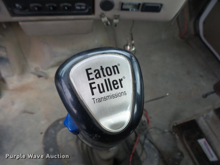 image for item DA2662 2004 Sterling LT8500 ready mix truck