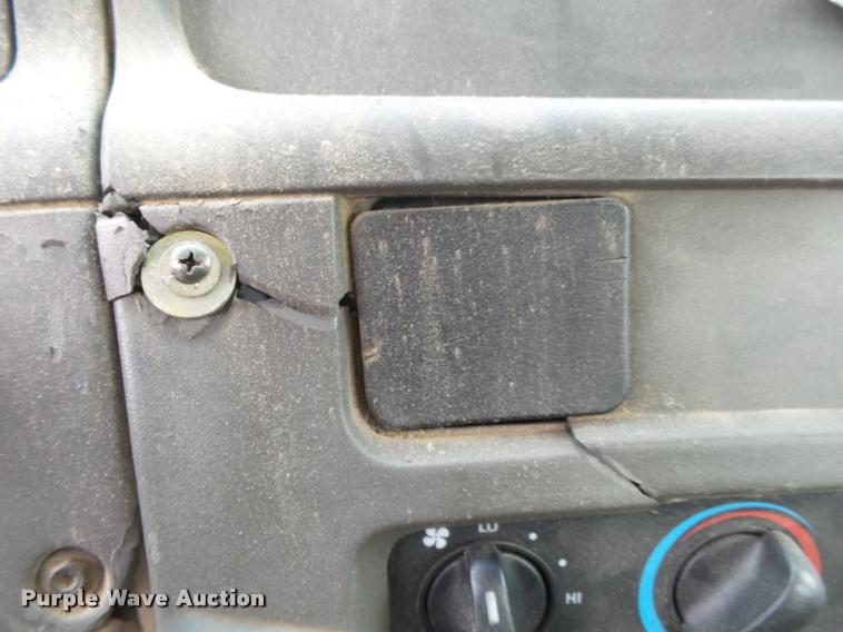 image for item DA2662 2004 Sterling LT8500 ready mix truck