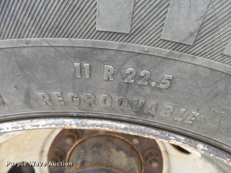 image for item DA2663 2004 Sterling LT8500 ready mix truck